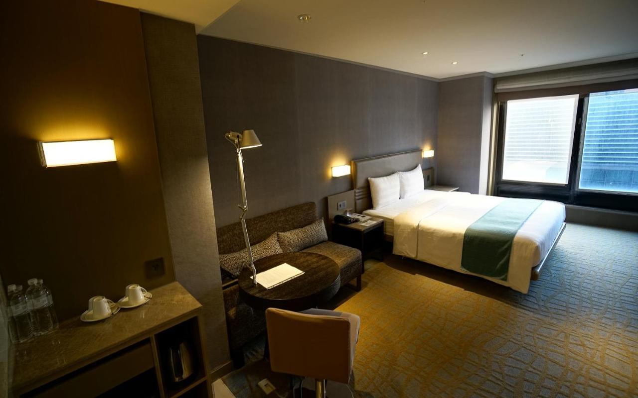 Hotel Midtown Richardson Taipei Dış mekan fotoğraf